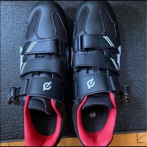 Peloton size 40 shoes
